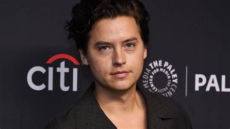 cole sprouse nudes|Cole Sprouse posta “nude” inusitada, viraliza na web e choca fãs:。